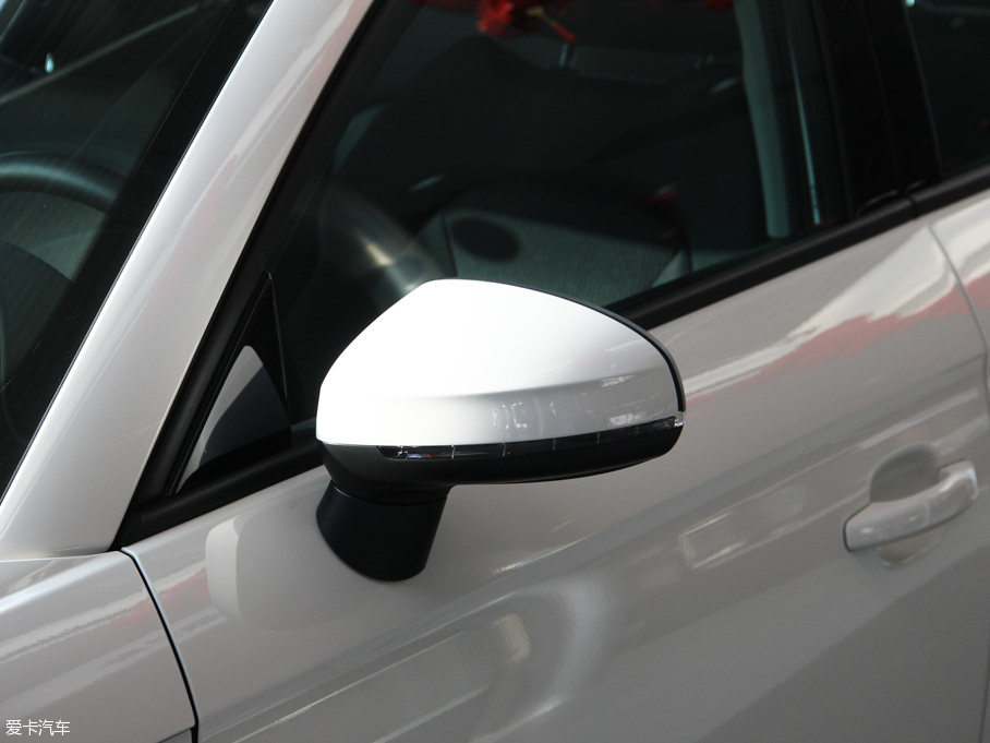 2016?yun)WA1 30 TFSI Sportback L(fng)а