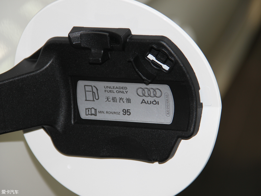 2016WA1 30 TFSI Sportback Lа