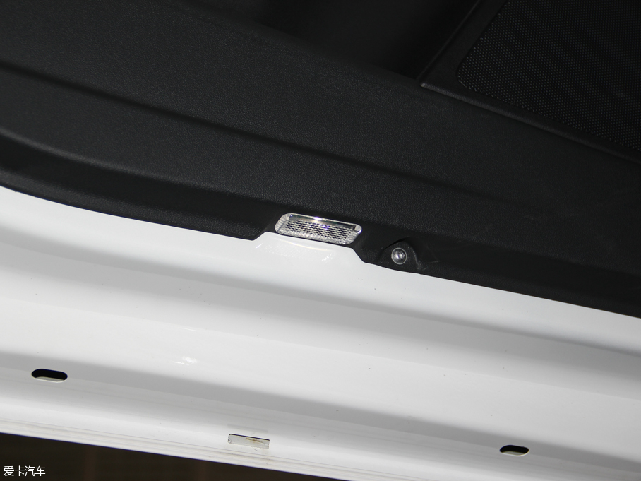 2016WA1 30 TFSI Sportback Lа