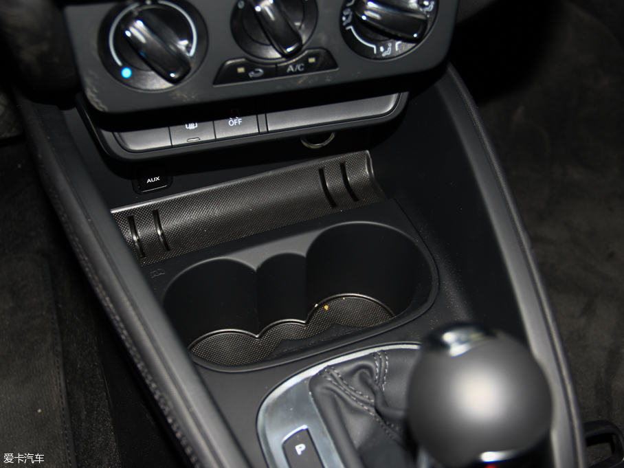 2016WA1 30 TFSI Sportback Lа