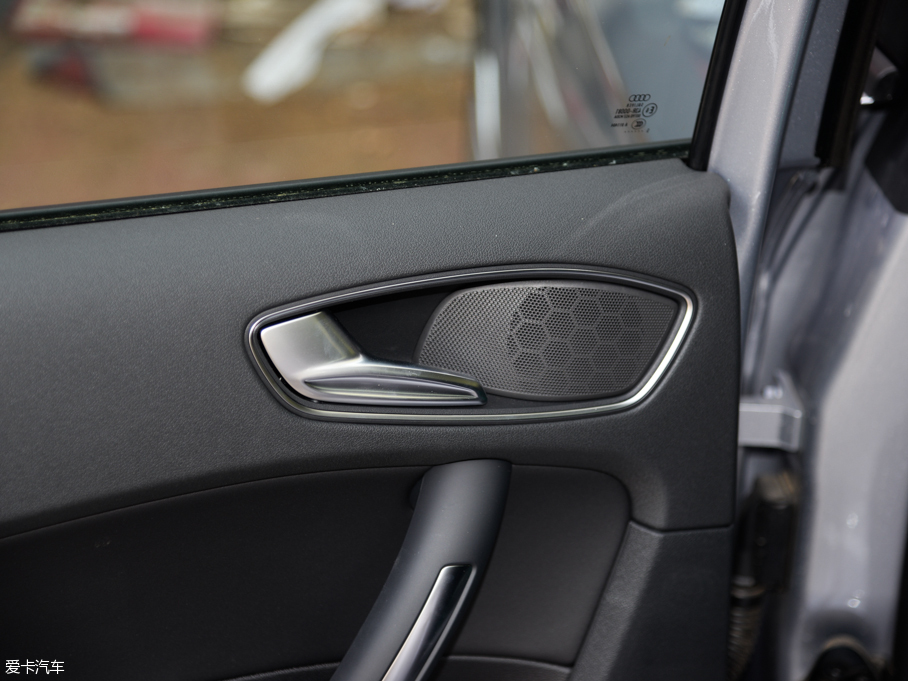 2016WA1 30 TFSI Sportback \Ӱ