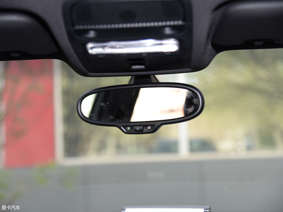 2016WA1 30 TFSI Sportback \Ӱ