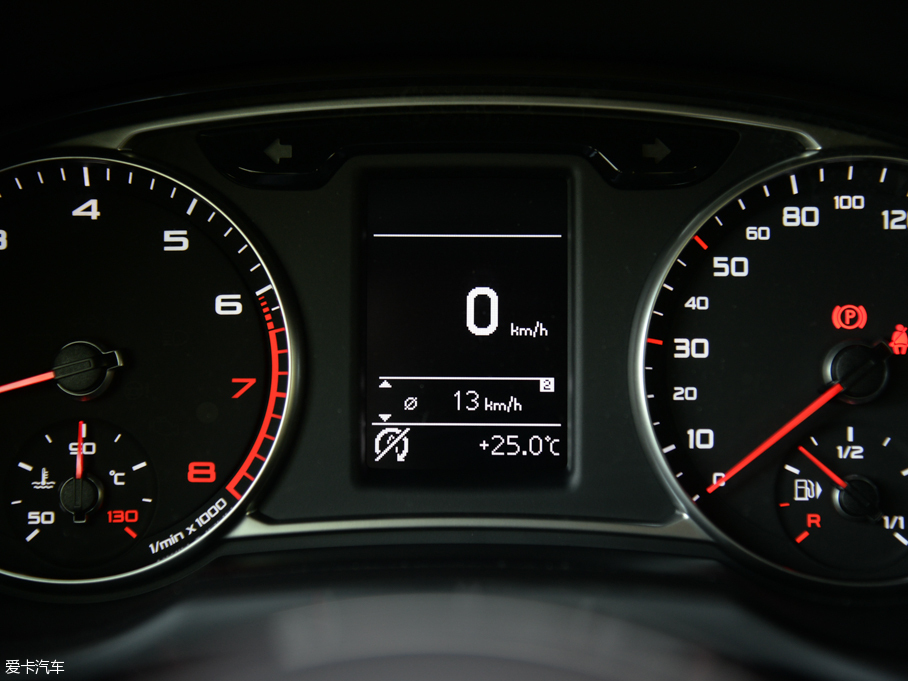 2016WA1 30 TFSI Sportback \Ӱ