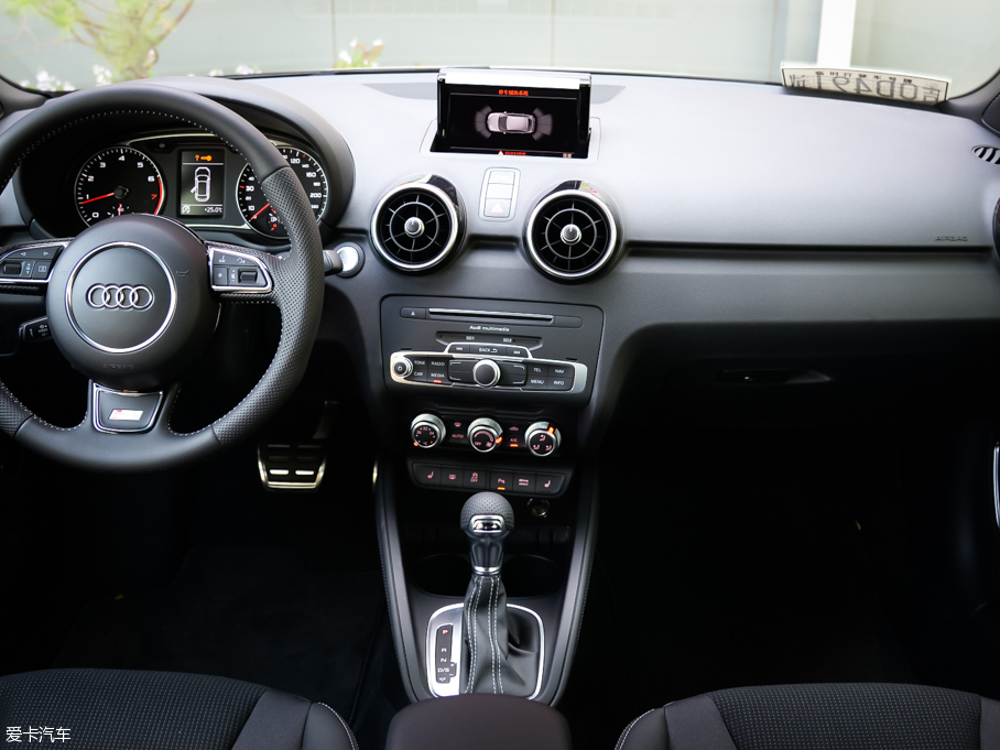 2016WA1 30 TFSI Sportback \Ӱ