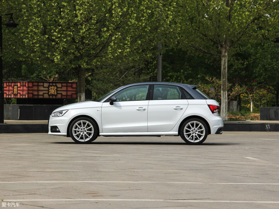 2016?yun)WA1 30 TFSI Sportback \(yn)(dng)