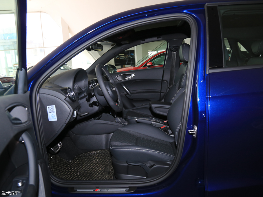 2016WA1 30 TFSI Sportback \Ӱ