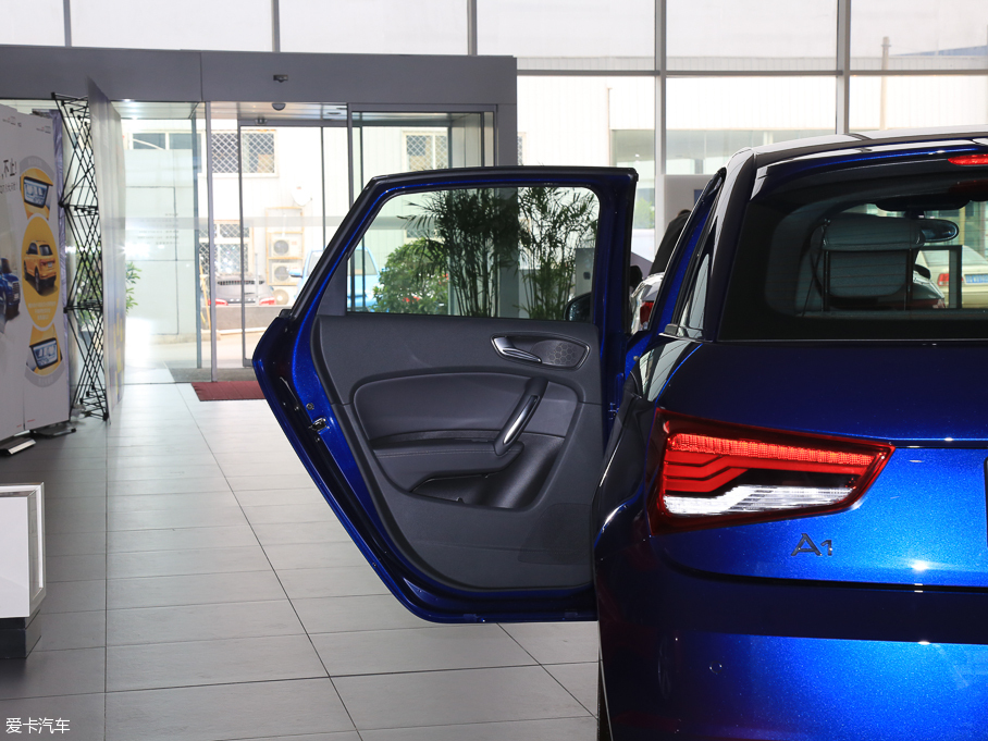 2016?yun)WA1 30 TFSI Sportback \(yn)(dng)