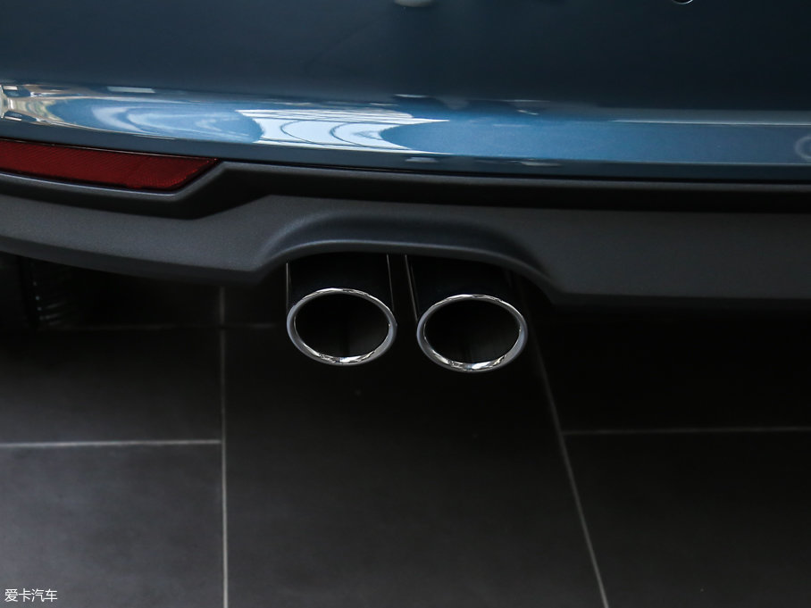 2016WA1 30 TFSI Sportback Lа