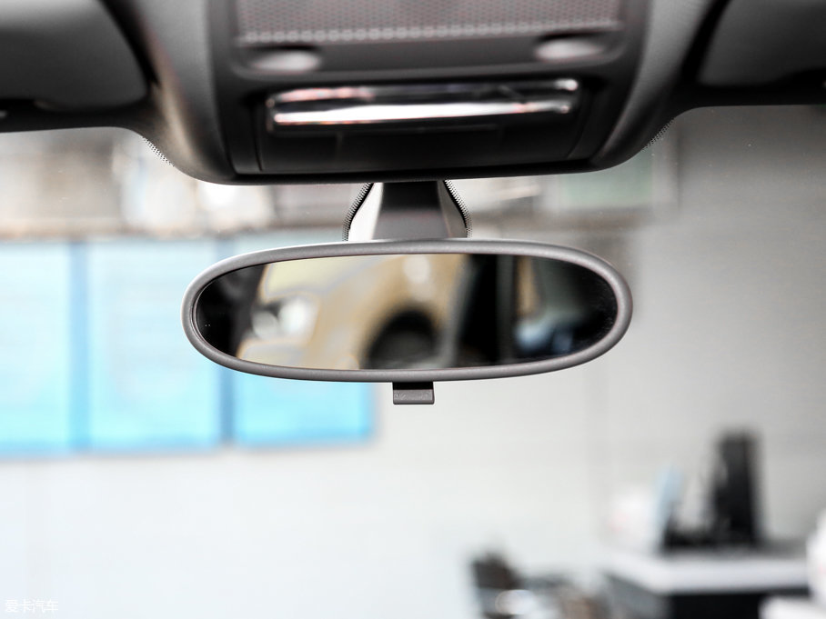 2016WA1 30 TFSI Sportback Lа