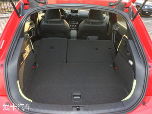 奧迪(進(jìn)口)2016款?yuàn)W迪A1