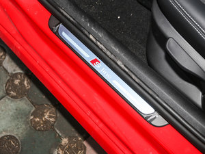 201630 TFSI Sportback \Ӱ g