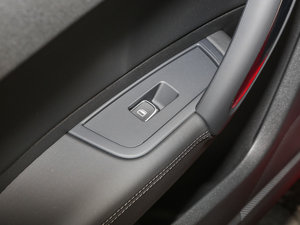 201630 TFSI Sportback \Ӱ g