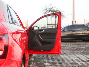 201630 TFSI Sportback \Ӱ g