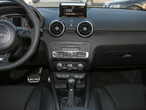 201630 TFSI Sportback \Ӱ п_