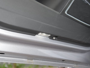 201630 TFSI Sportback \Ӱ g