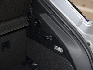 201630 TFSI Sportback \Ӱ g