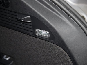 201630 TFSI Sportback \Ӱ g