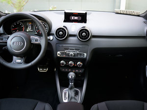 201630 TFSI Sportback \Ӱ п_