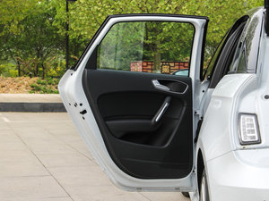 201630 TFSI Sportback \Ӱ ܇T