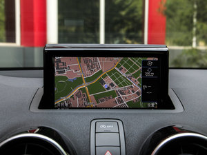 201630 TFSI Sportback \Ӱ п_@ʾ