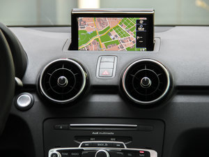 201630 TFSI Sportback \(yn)(dng) {(dio)L(fng)