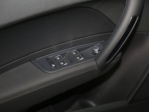 201630 TFSI Sportback \Ӱ {܇ƅ^	