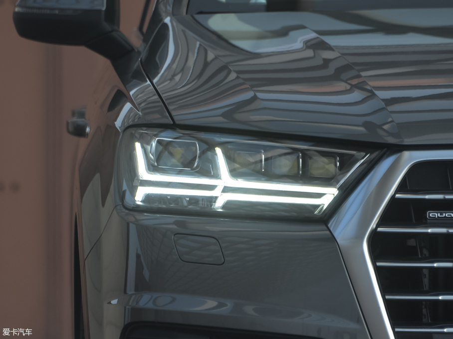 2016WQ7 45 TFSI S line\