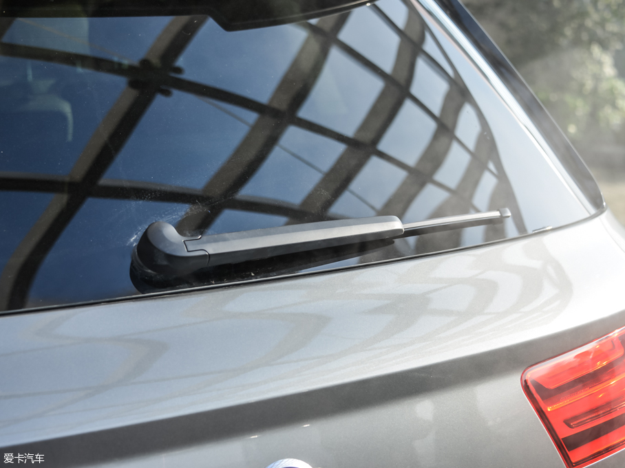 2016WQ7 45 TFSI S line\