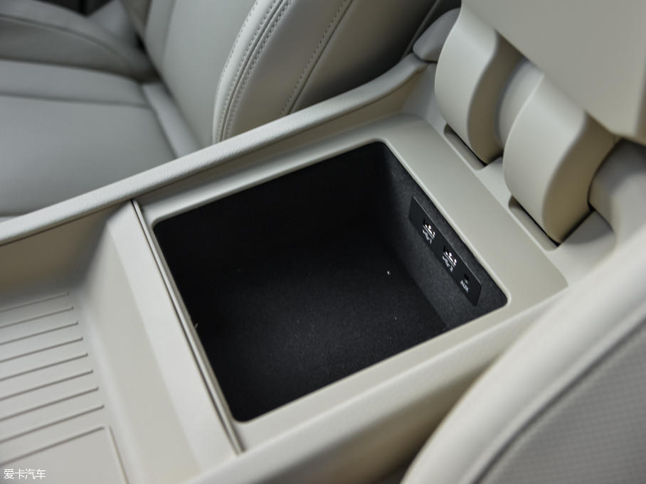 2016?yun)WQ7 45 TFSI S line\(yn)(dng)