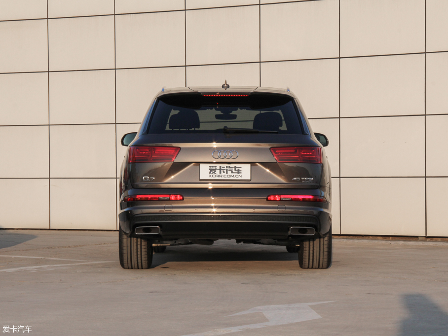 2016WQ7 45 TFSI S line\