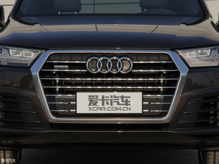 2016WQ7 45 TFSI S line\