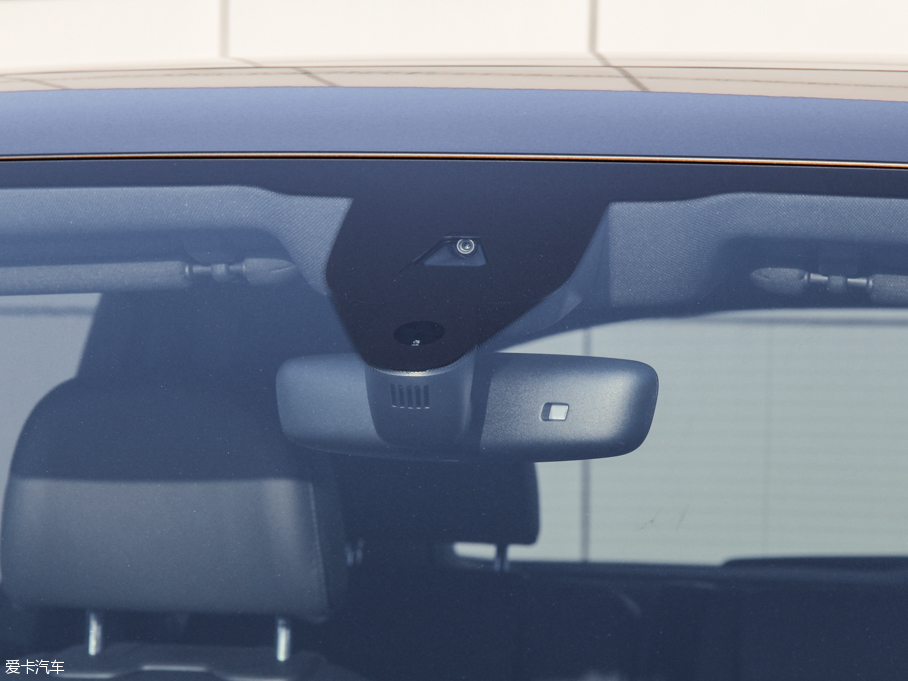 2016WQ7 45 TFSI S line\