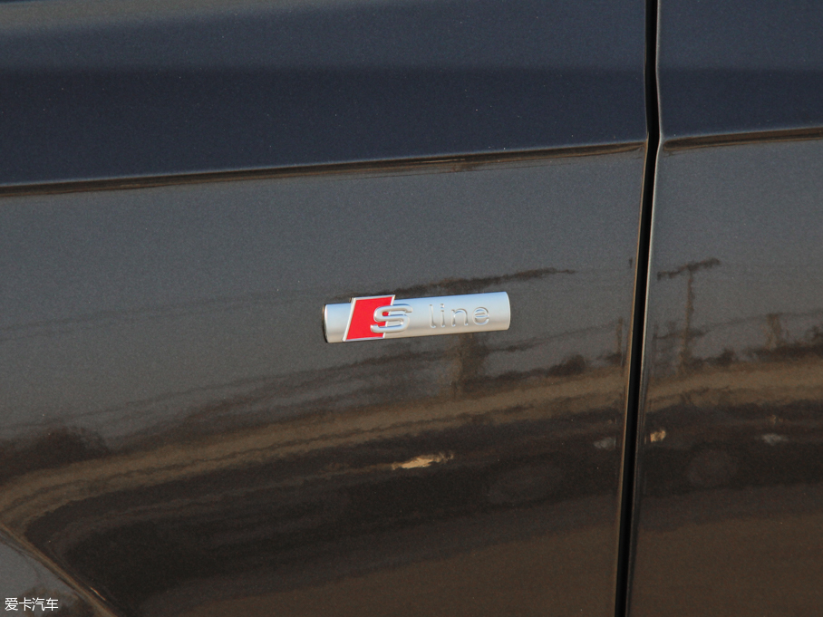 2016WQ7 45 TFSI S line\