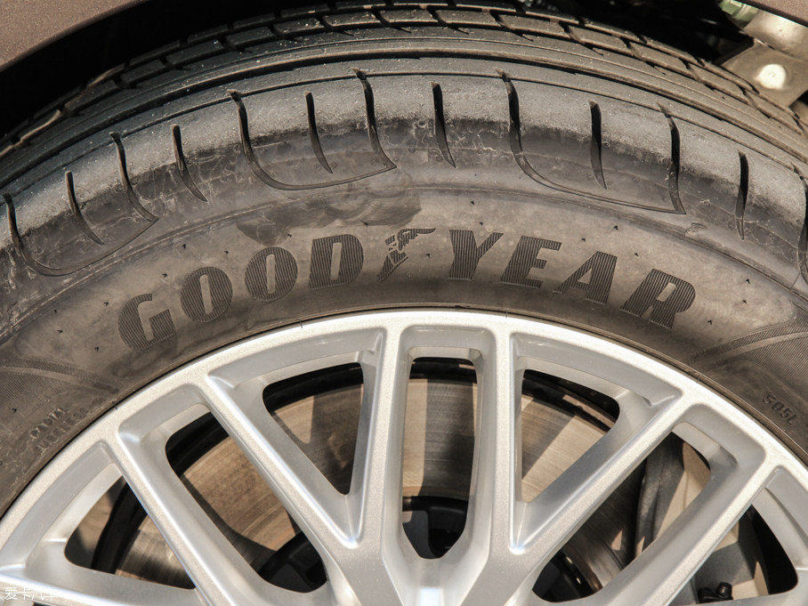 2016WQ7 45 TFSI S line\