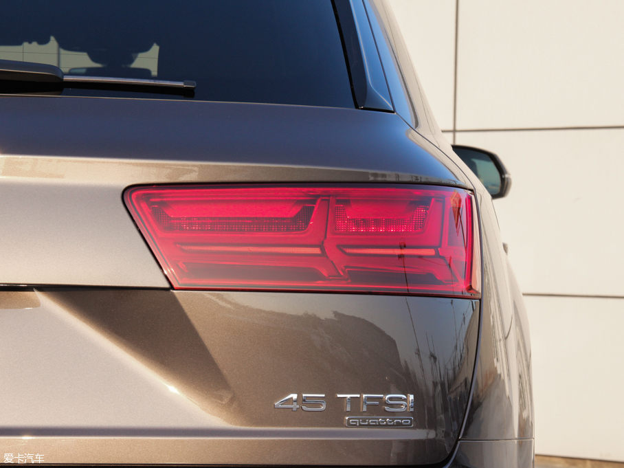 2016?yun)WQ7 45 TFSI S line\(yn)(dng)