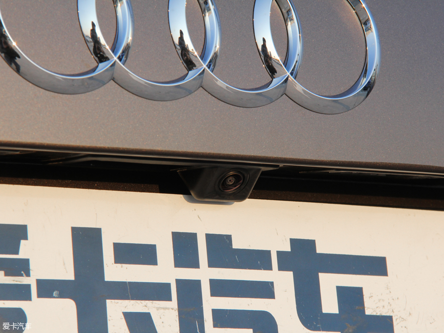 2016WQ7 45 TFSI S line\