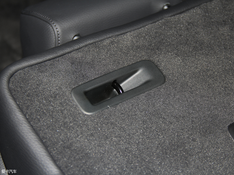 2016WQ7 45 TFSI S line\