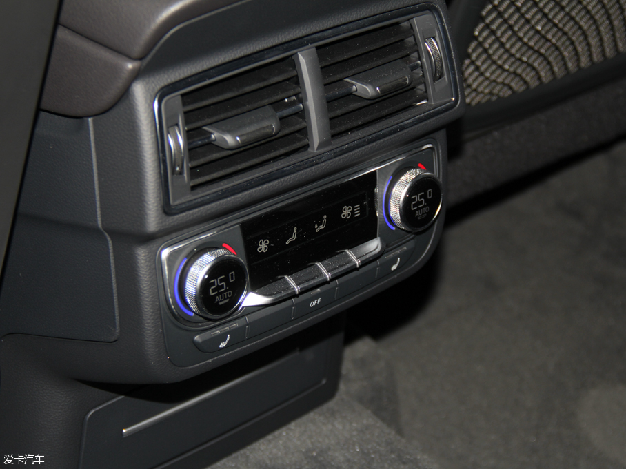 2016WQ7 45 TFSI S line\