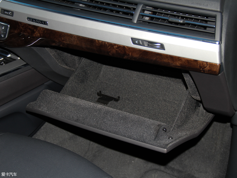 2016WQ7 45 TFSI S line\