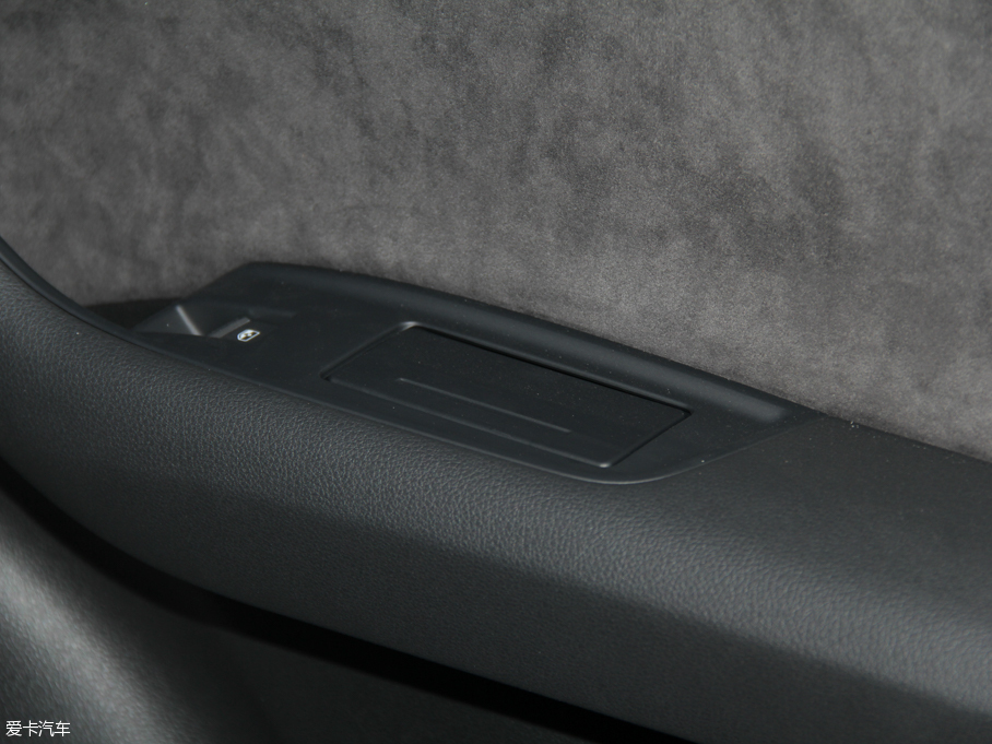 2016WQ7 45 TFSI S line\