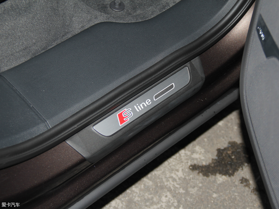 2016WQ7 45 TFSI S line\