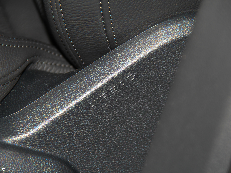 2016WQ7 45 TFSI S line\