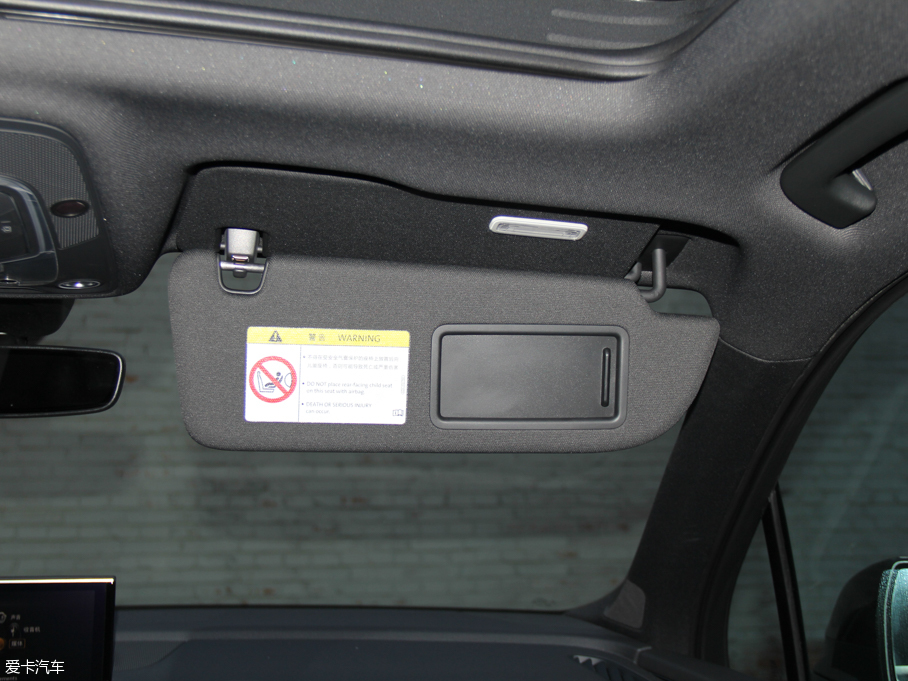 2016WQ7 45 TFSI S line\