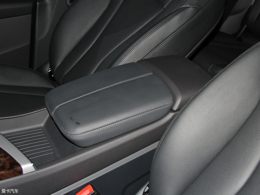 2016WQ7 45 TFSI S line\