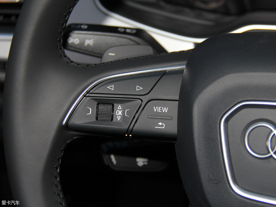 2016WQ7 45 TFSI S line\