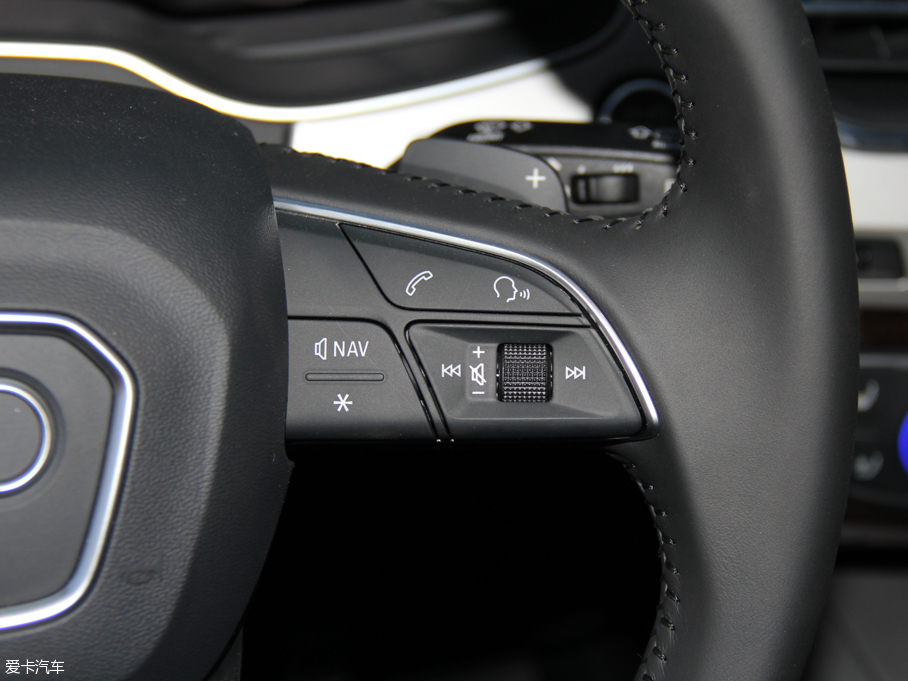 2016WQ7 45 TFSI S line\