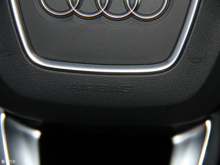 2016WQ7 45 TFSI S line\