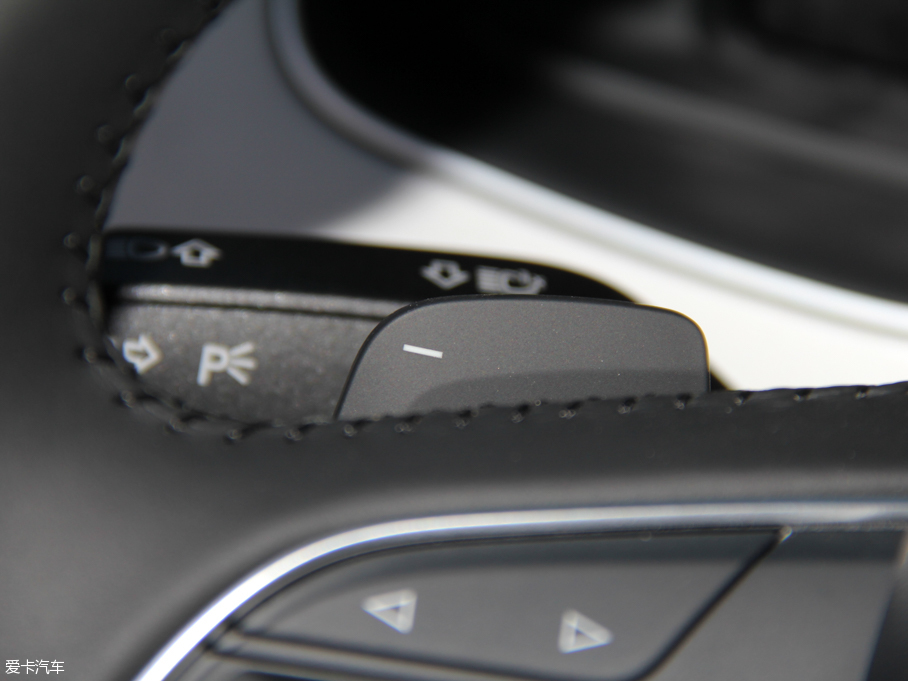 2016WQ7 45 TFSI S line\