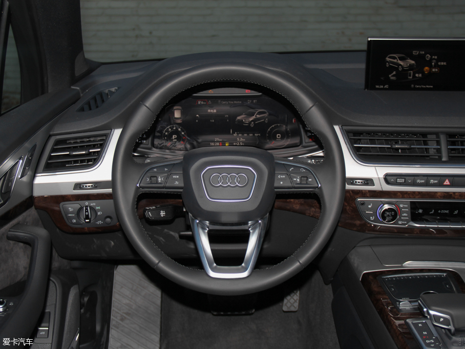 2016WQ7 45 TFSI S line\