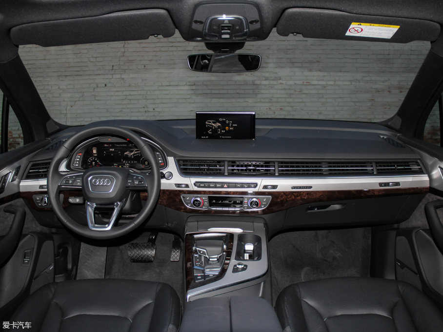 2016WQ7 45 TFSI S line\